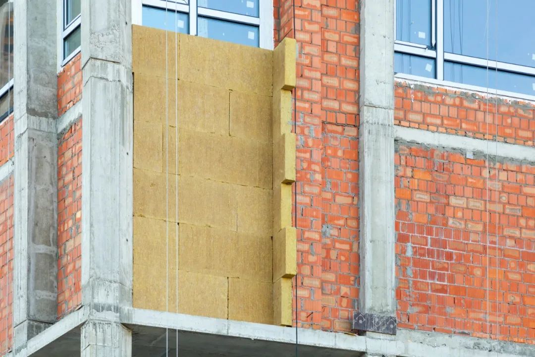 Analysis on the reasons for adopting exterior wall insulation in the buildings
